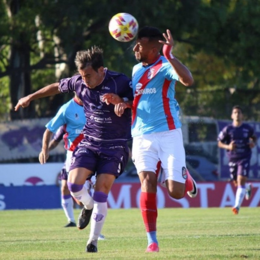 Arsenal de Sarand&iacute; derrot&oacute; a Villa D&aacute;lmine en Campana