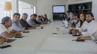 Vidal cierra el encuentro con el gabinete en Chapadmalal