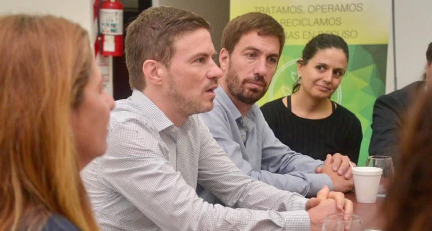 Augusto Costa visit&oacute; Mercedes y se reuni&oacute; con diferentes sectores productivos
