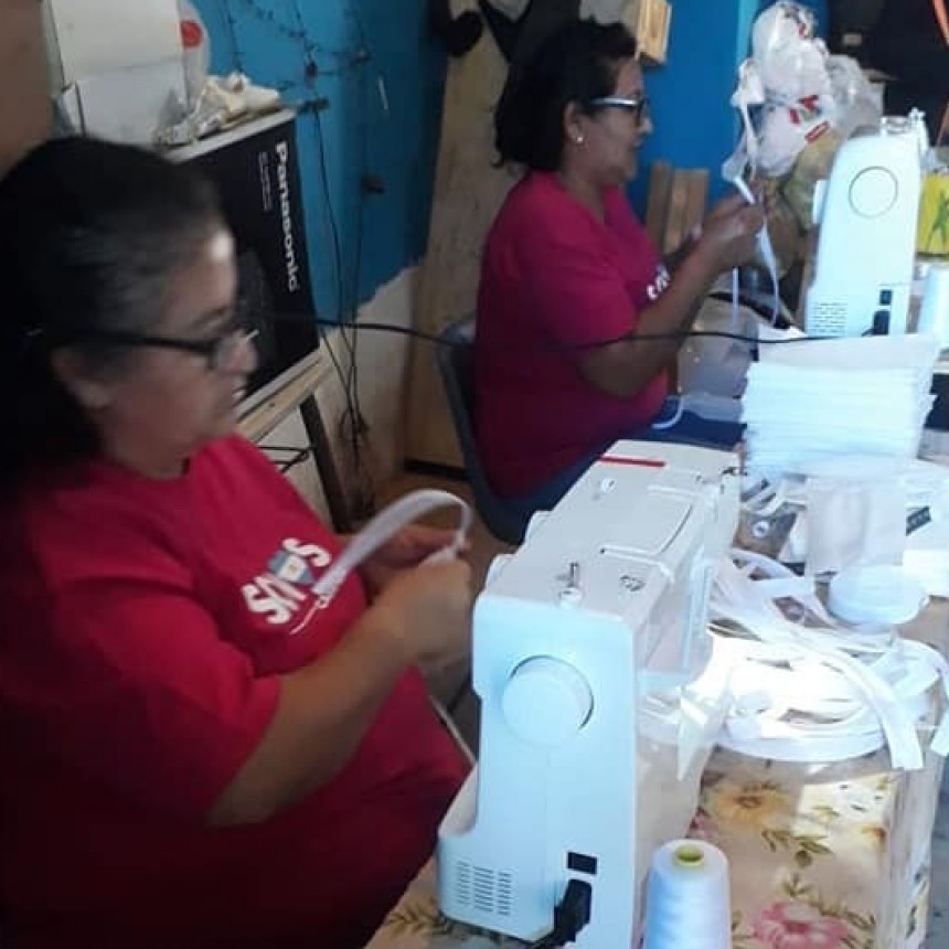 Somos Barrios de Pie Campana : Fabricando Barbijos. NECESITAMOS TU AYUDA!