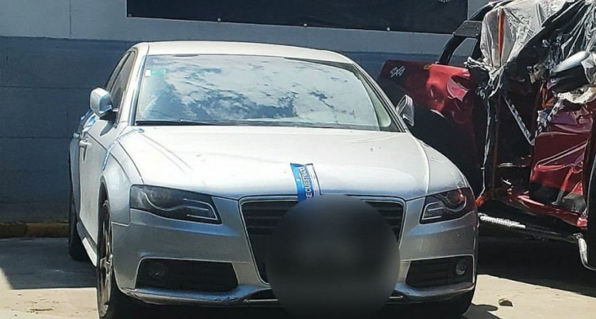 Secuestran el Audi que hab&iacute;a intentado sobrepasar una de las restricciones de accesos a la ciudad