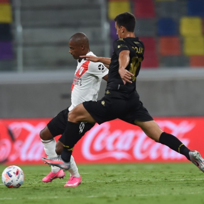 Goleada histórica de River Plate para llevarse la Supercopa Argentina
