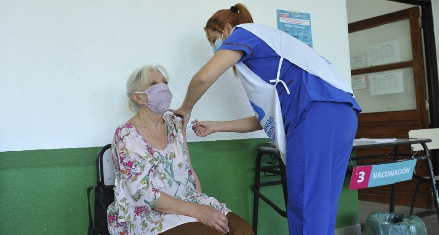 Torres y la UCR EVOLUCIÓN no solo cuestionan el Vacunatorio VIP, sino la utilización política de la VACUNA en tiempos de Pandemia