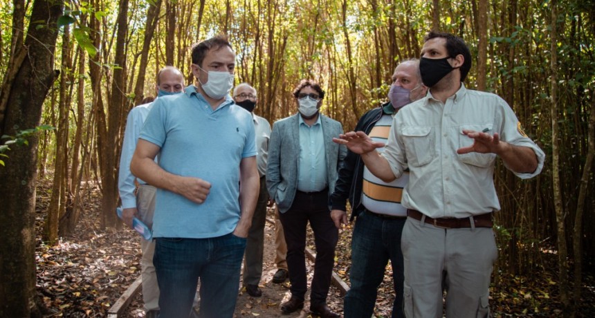  El Intendente recorrió el Parque Nacional Ciervo de los Pantanos
