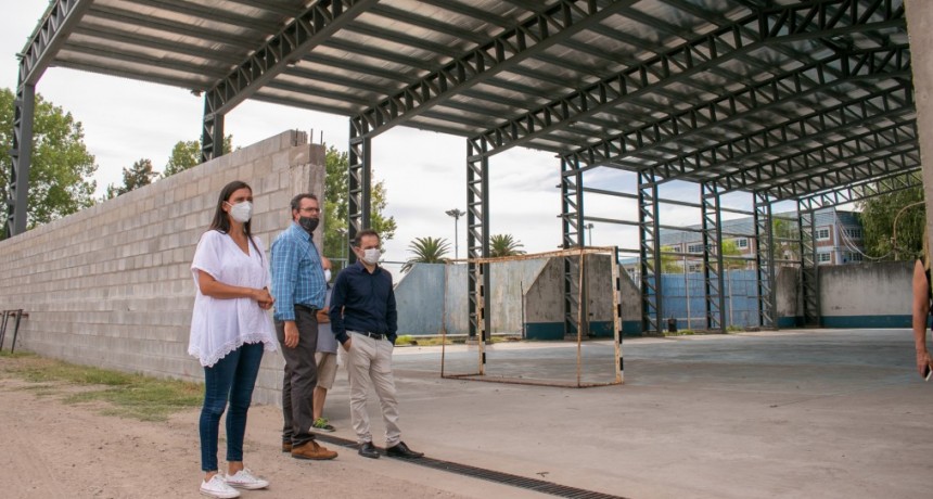  Abella destacó el trabajo que viene realizando la comisión directiva del Campana Boat Club