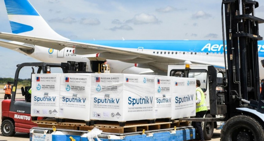 LA PARTIDA  DE UN NUEVO AVION A MOSCU EN LA BUSQUEDA DE NUEVAS VACUNAS