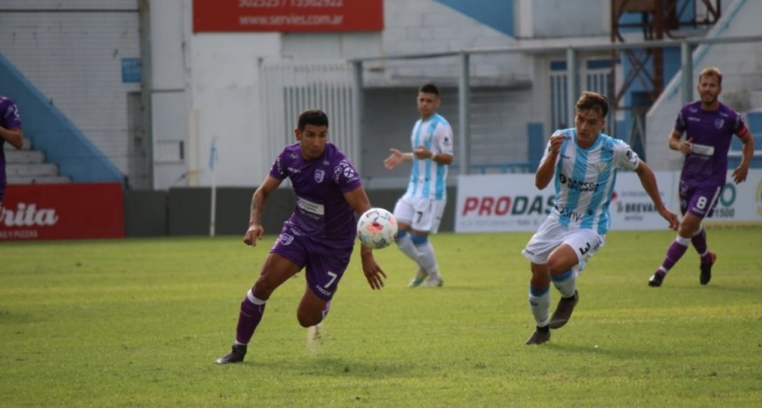 Leandro Larrea analizó el empate de Villa Dálmine