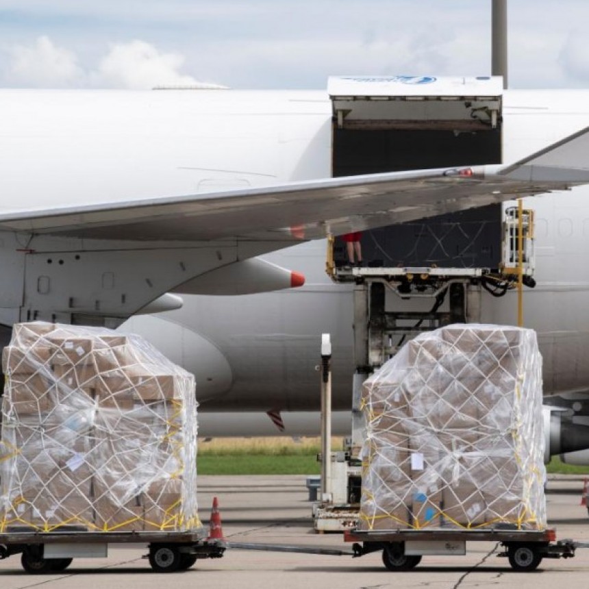 MINISTRA VIZZOTTI RECIBIÓ OTRAS 500.000 DOSIS DE LA VACUNA SPUTNIK V 