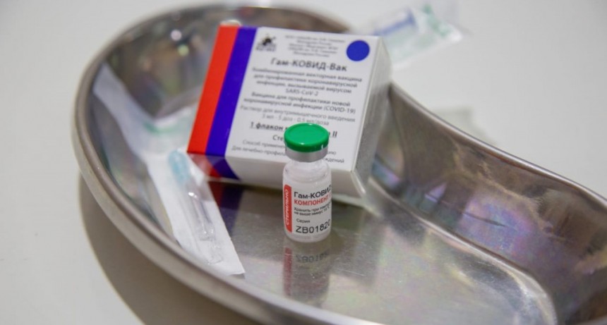 VIZZOTTI Y MINISTROS DE SALUD DE TODO EL PAÍS ACORDARON DIFERIR LA APLICACIÓN DE LA SEGUNDA DOSIS DE VACUNAS COVID-19