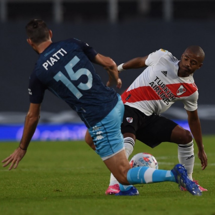 River Plate no pudo con el cerrojo de Racing Club