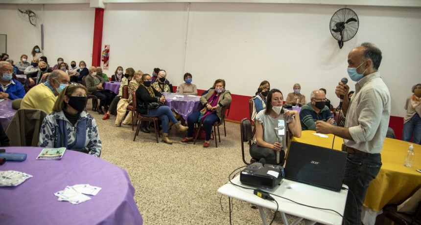 Este viernes regresan los encuentros de Café con ALMA