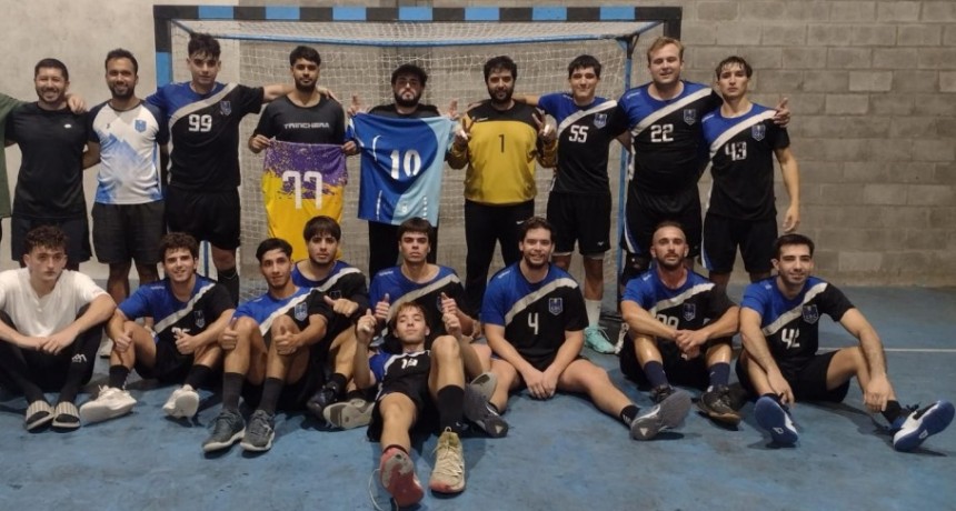 Handball Masculino . EL C.B.C SIEMPRE SE HACE FUERTE DE LOCAL