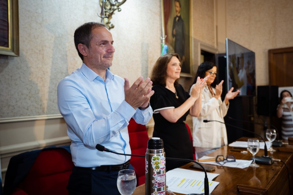 Abella inauguró las sesiones ordinarias del HCD y confirmó importantes obras para el crecimiento de la ciudad