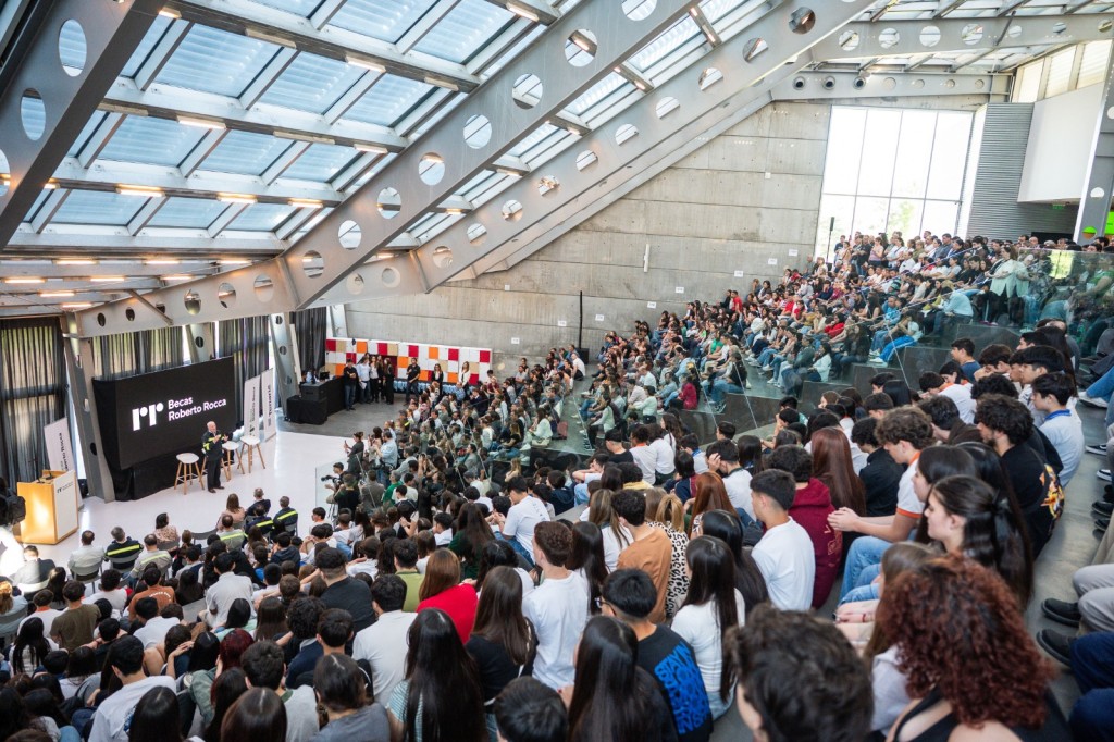 Tenaris abri&oacute; la inscripci&oacute;n para el Programa de Becas Roberto Rocca