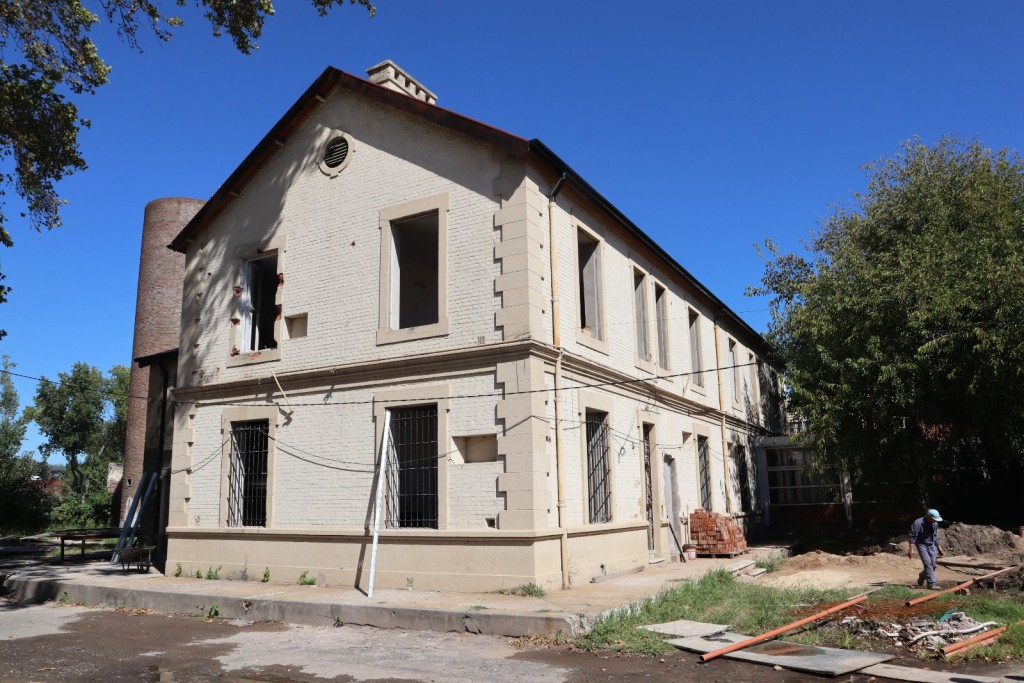 Avanza la obra del primer Polo Educativo Tecnol&oacute;gico de Campana