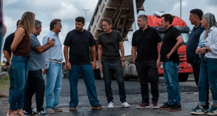 Junto a Concejales de Fuerza Patria, el Ministro Katopodis supervis&oacute; el avance de la obra de ruta 6