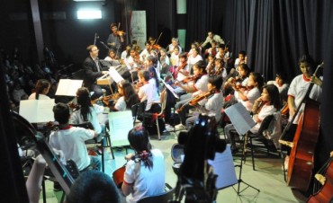 La Orquesta Escuela de Campana contin&uacute;a inscribiendo a ni&ntilde;os y j&oacute;venes de nuestra ciudad para su nuevo Ciclo
