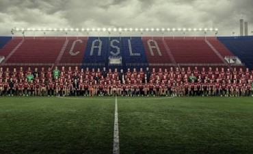 SAN LORENZO DE ALMAGRO: La foto del plantel se hizo con hinchas