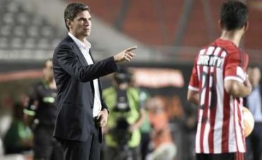 Concentrados de Estudiantes de La Plata para enfrentar a Tigre