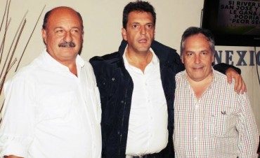 Juntos, Ghione y Cazador acompa&ntilde;aron a Sergio Massa en Gar&iacute;n. 