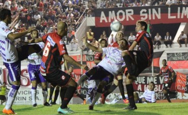 LOS JUGADORES DE VILLA DÀLMINE ANALIZARON LA DERROTA EN PARANÀ