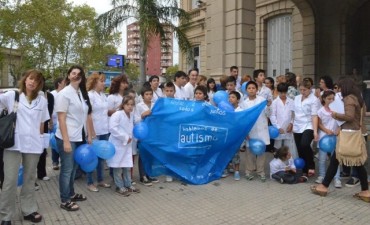 Autoridades municipales se sumaron a la campa&ntilde;a de concientizaci&oacute;n del autismo 