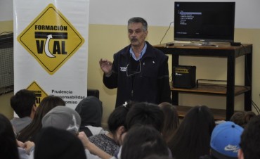 Seguridad vial: comienzan las charlas de prevenci&oacute;n en las escuelas