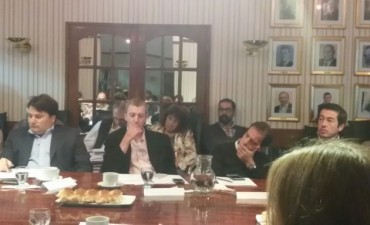 Cuenca del r&iacute;o Luj&aacute;n: la Provincia trabaja con los municipios para dar soluciones