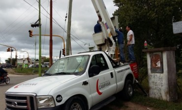 El Municipio repar&oacute; los sem&aacute;foros de la avenida 6 de Julio 