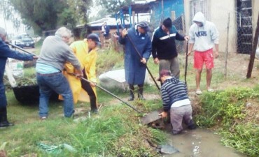 Un intenso trabajo del municipio evit&oacute; que se inundara el asentamiento &ldquo;21 de Septiembre&rdquo;