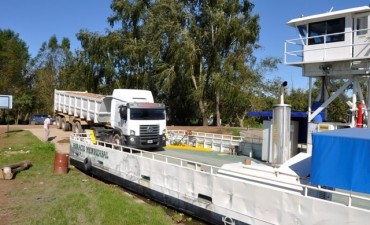 El Municipio colabora en el arreglo de los caminos de la isla