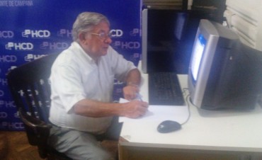 &ldquo;LA COMUNIDAD YA DEBER&Iacute;A CONOCER EL PRESUPUESTO Y LOS PLANES COMPLETOS DE GESTI&Oacute;N DE ABELLA&rdquo;