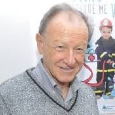 Homenaje al Dr. Roberto Simioli al cumplirse el primer aniversario de su fallecimiento