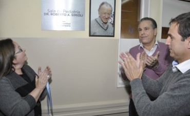Imponen el nombre de &ldquo;Roberto Simioli&rdquo; a la Sala de Pediatr&iacute;a del Hospital