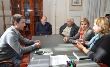 Abella recibi&oacute; a la diputada provincial Sandra Par&iacute;s