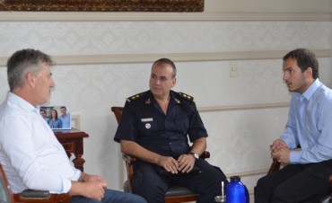 Abella se reuni&oacute; con el director de la Delegaci&oacute;n de Investigaciones del Tr&aacute;fico de Drogas Il&iacute;citas y Crimen Organizado 