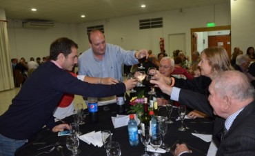 El Intendente particip&oacute; del 30&deg; aniversario del Centro de Jubilados de la calle Moreno 