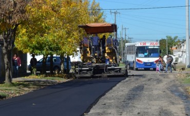 Tras gestiones del Intendente, se pudo comenzar la repavimentaci&oacute;n de la calle Modarelli