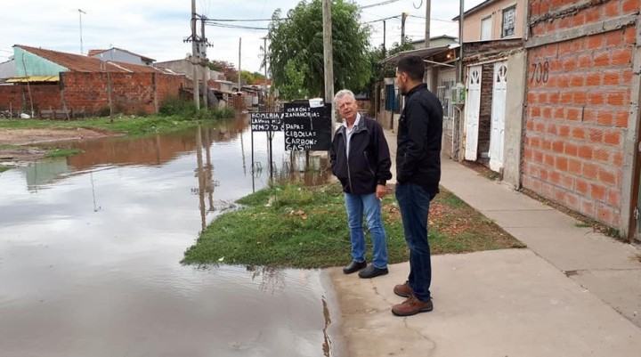 Romano:&ldquo;Los vecinos del barrio Dignidad no pueden seguir viviendo entre la materia fecal&rdquo;