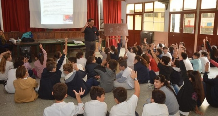 Comenz&oacute; un ciclo de capacitaciones sobre &ldquo;Seguridad en la escuela y el hogar&rdquo;