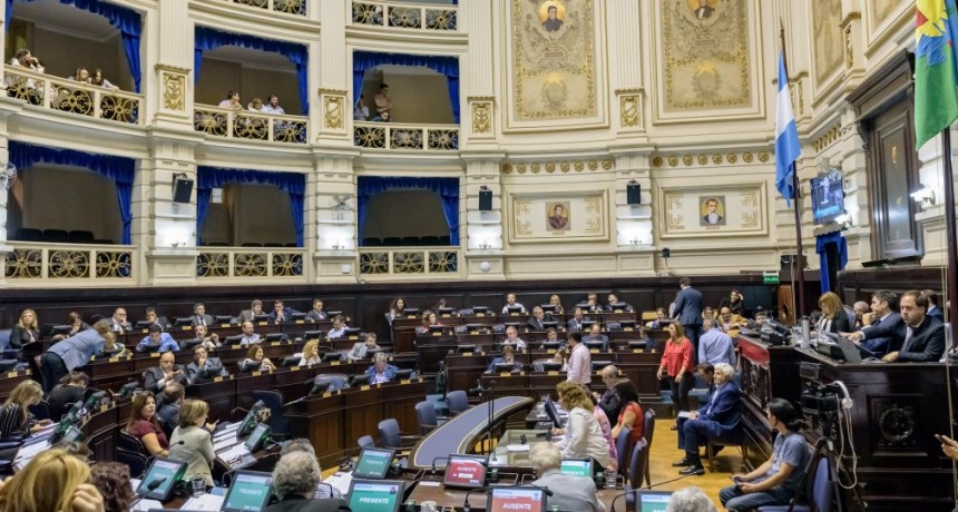 SESI&Oacute;N EN LA HCD: DEBATE SOBRE TARIFAS, CAMBIOS EN LA LEY DE JURY, IMPUESTOS PARA EMPRENDIMIENTOS URBANOS Y RESTRICCIONES A CADENAS DE FARMACIA  