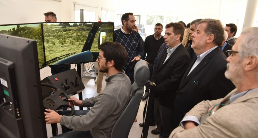Ritondo inaugur&oacute; nuevo complejo de caba&ntilde;as para los polic&iacute;as en Tandil