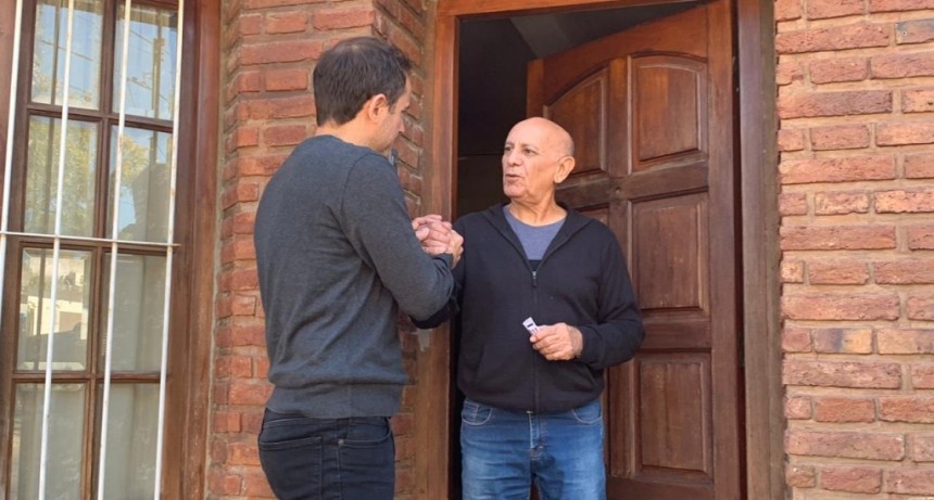 Timbreo: Abella dialog&oacute; con vecinos del centro sobre seguridad y obras