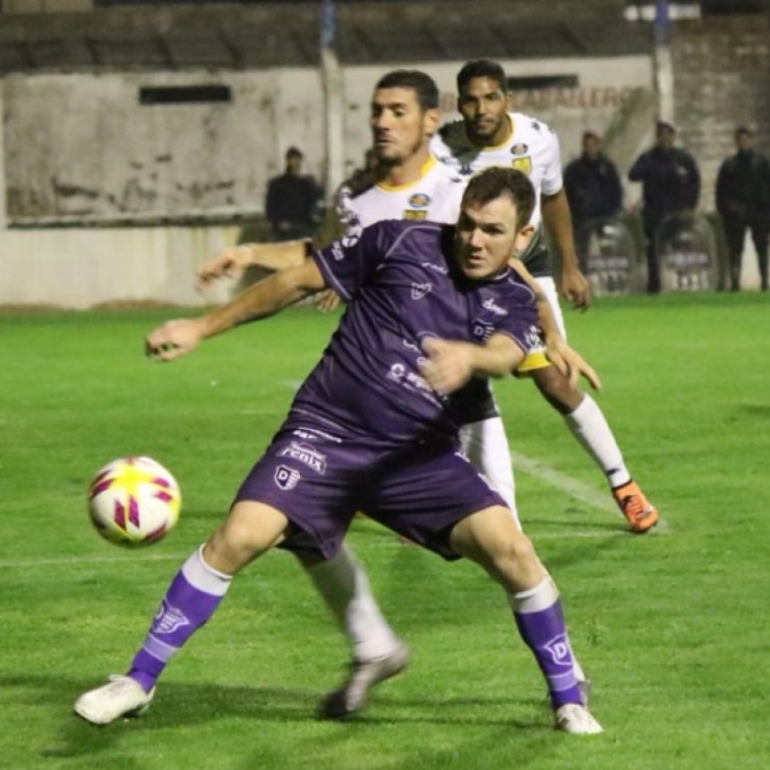 Santamarina y Villa D&aacute;lmine empataron 0 a 0 para el fin de temporada