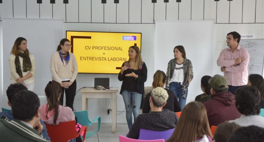 J&oacute;venes aprendieron c&oacute;mo armar su CV y prepararse para una entrevista laboral   