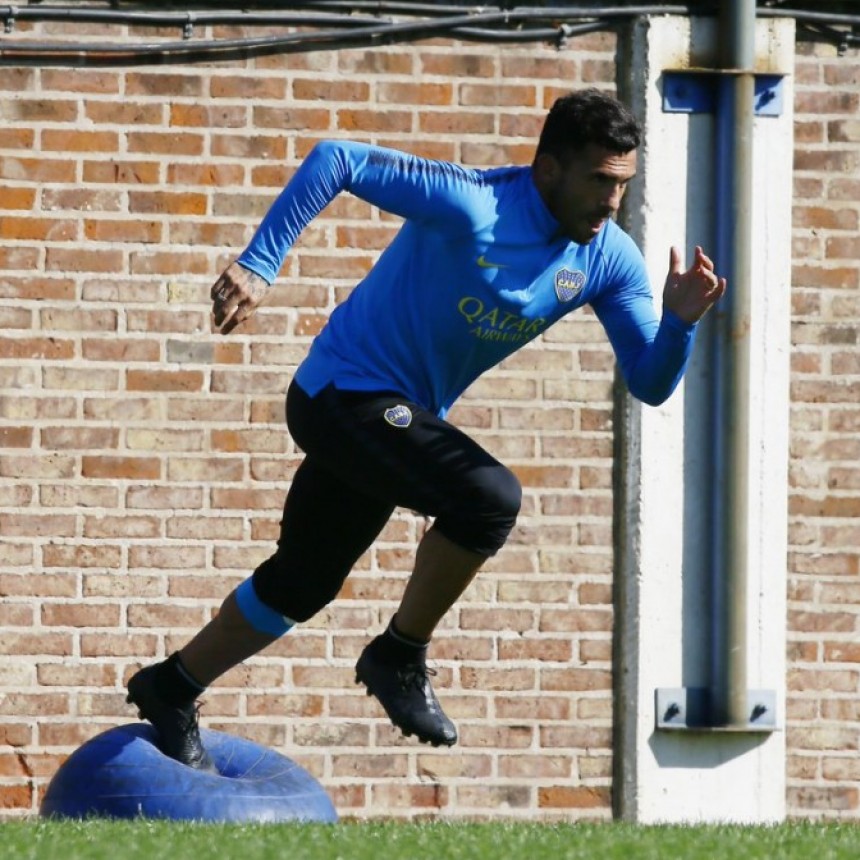 Tevez ser&aacute; titular ante Rosario Central en Mendoza