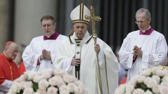 Francisco, devastado por los mortales atentados con bombas en Sri Lanka