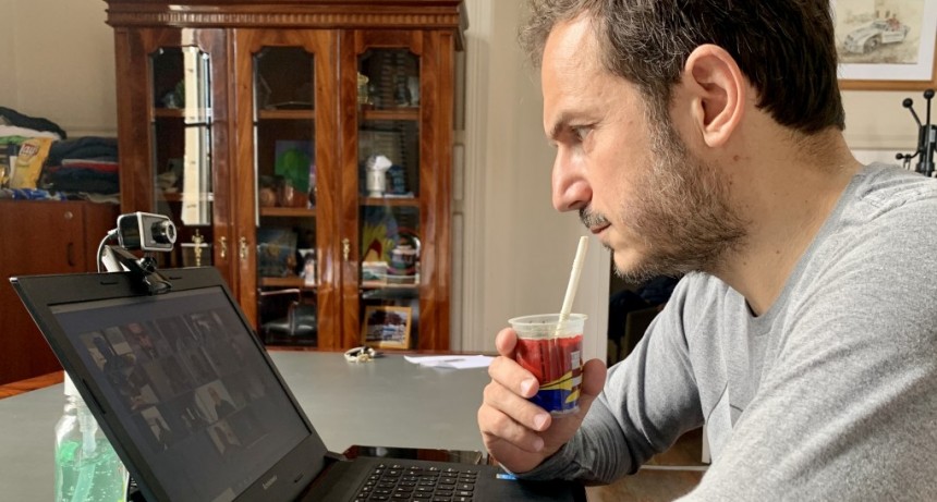 Abella se reuni&oacute; por Zoom con intendentes del Pro
