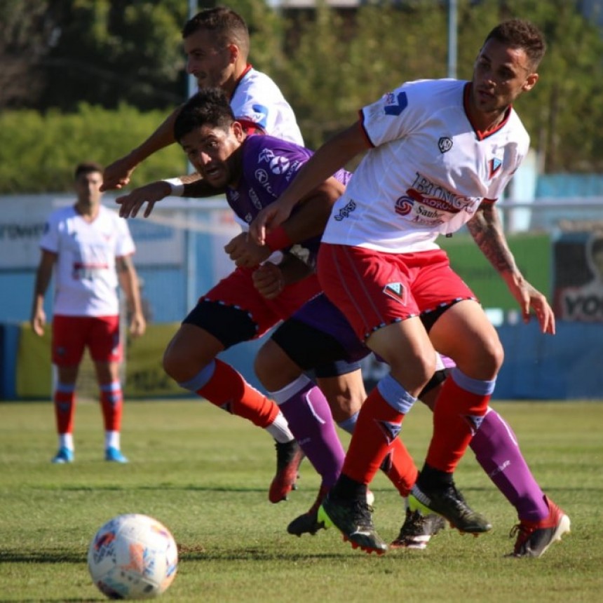 En una floja actuación Villa Dálmine fue derrotado por Brown 2 a 0