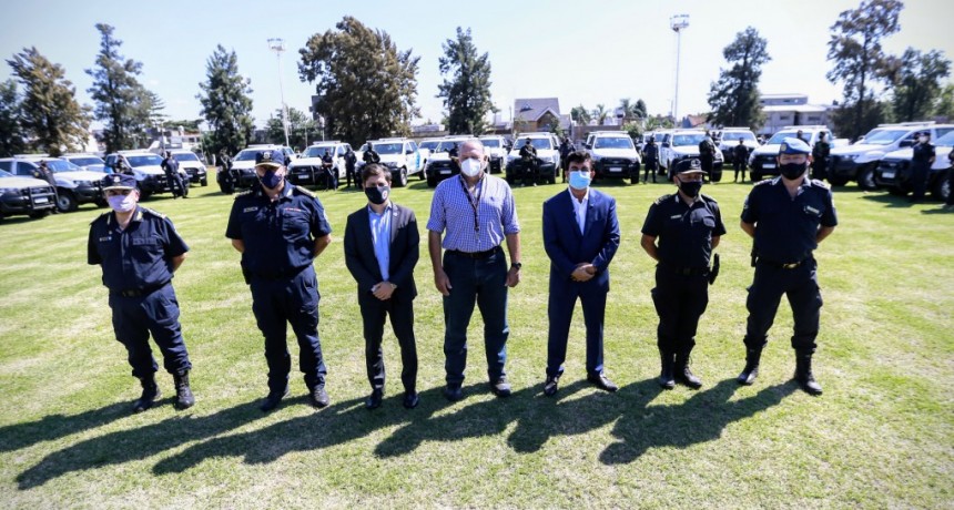 LA MATANZA : Kicillof, Berni y Espinoza pusieron en funcionamiento 80 nuevos patrulleros